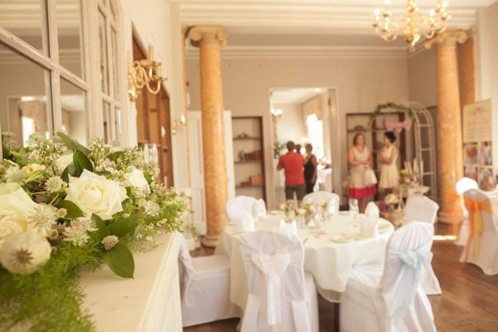 فندق Kitley House & Country Estate Brixton  المظهر الخارجي الصورة