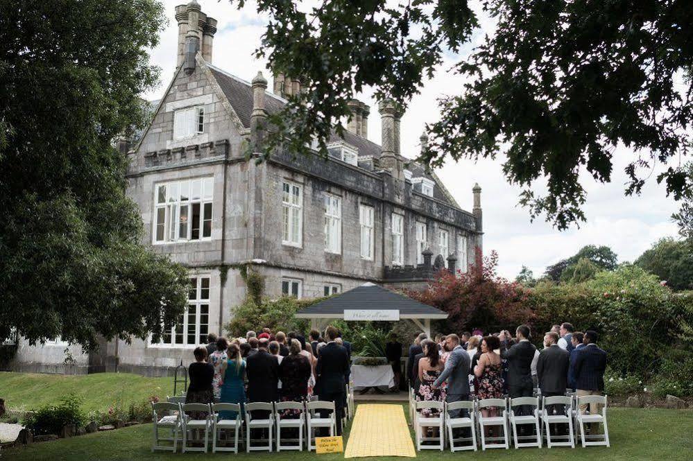 فندق Kitley House & Country Estate Brixton  المظهر الخارجي الصورة