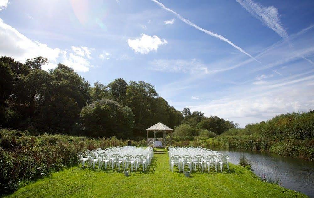 فندق Kitley House & Country Estate Brixton  المظهر الخارجي الصورة