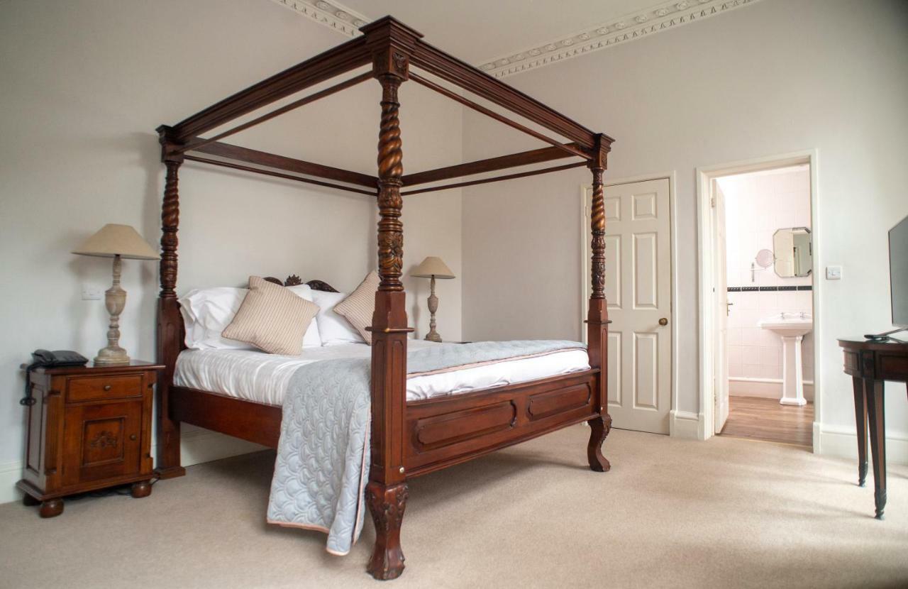 فندق Kitley House & Country Estate Brixton  المظهر الخارجي الصورة